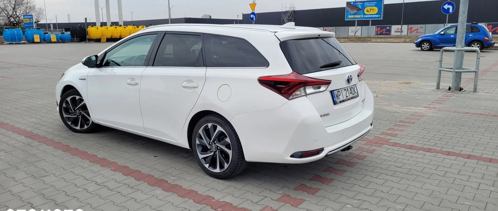 Toyota Auris cena 76900 przebieg: 49700, rok produkcji 2019 z Przecław małe 407